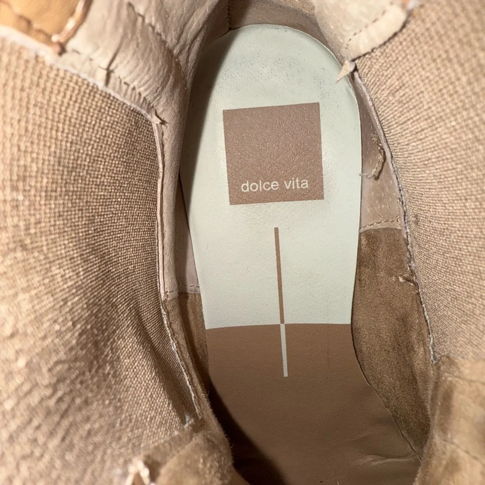 Dolce Vita sand/tan ankle boots - Picture 7 of 9